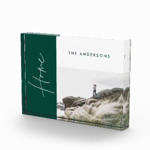 modernes, einfaches, grünes Zuhause-Foto-Familieng Fotoblock