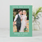 Modernes, einfaches Minimalistisches Foto Neo Mint Save The Date (Stehend Vorderseite)