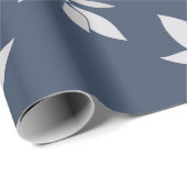 Modernes einfaches Navy Blue Floral Muster Geschenkpapier (Rolleneckpunkt)