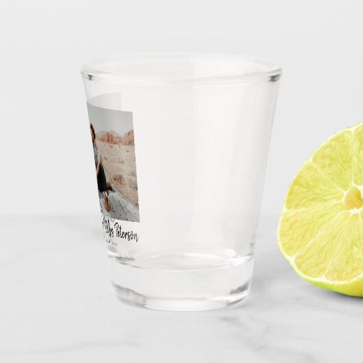 Modernes einfaches neues Hochzeitsstipendium für M Schnapsglas (Rechts)