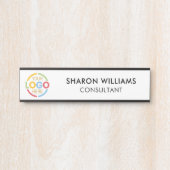 Modernes, einfaches Schwarz-Weiß-Logo Türschild (Vorderseite )