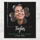 Modernes, einfaches Schwarzes Glück in der Liebe K Weinetikett (Einzelnes Label)