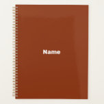 Modernes, einfaches Terracotta-individuelle Name-M Planer<br><div class="desc">Minimalistisch modernes Terrakotta und weiß benutzerdefinierte Jahr,  Name,  Text,  Initialen oder Monogramm einfache personalisierte Planer. Maßgeschneiderter weißer Text auf Terracotta schlichter solider Hintergrund.</div>