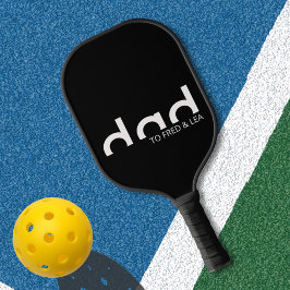 Modernes, einfaches Vater-Design mit Kindernamen Pickleball Schläger