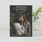 Modernes, einfaches, weißes Foto mit dunklem Text Einladung (Stehend Vorderseite)