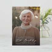 Modernes elegantes 80. Geburtstagsparty-Foto Einladung (Stehend Vorderseite)