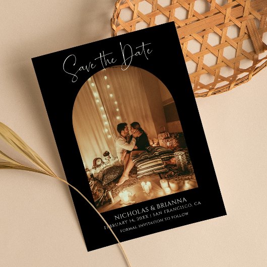 Modernes elegantes Arch Foto Schwarz-weiß Boho Wed Save The Date