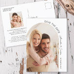 Modernes elegantes Arch Script-Foto Save the Date Postkarte<br><div class="desc">Dieses 2-Foto Save the Date Postkarte verfügt über ein modernes,  gewölbtes Foto auf der Vorderseite und ein zweites rechteckiges Foto auf der Rückseite. Das Design bietet Text,  Kurven entlang der Kante des Bildes ist mit eleganten handgeschriebenen Skript betont.</div>