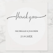 Modernes Elegantes Beige Weiß Weinetikett (Einzelnes Label)