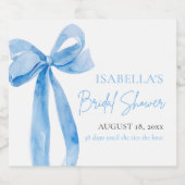 Modernes Elegantes Dusty Blue Bow Ribbon Brautpart Alkoholflaschenetikett (Einzelnes Label)