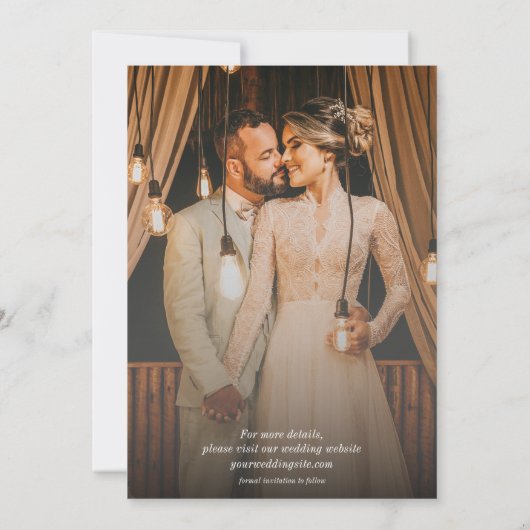 Modernes elegantes Foto für Kalligrafie Hochzeitsp Save The Date (Rückseite)