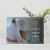 Modernes elegantes Foto Save the Date Gold Script Einladung (Stehend Vorderseite)