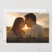 Modernes, elegantes Gold Heart Script-Foto Hochzei Save The Date (Vorderseite)