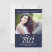 Modernes, elegantes Graduate | Blaues Abschluss Fo Ankündigung (Vorderseite)