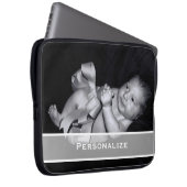 Modernes, elegantes, grenzenloses Foto mit Namen Laptopschutzhülle (Vorne Rechts)