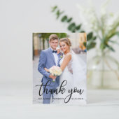 Modernes, elegantes Hochzeitsdanken Danke an das B Postkarte (Stehend Vorderseite)