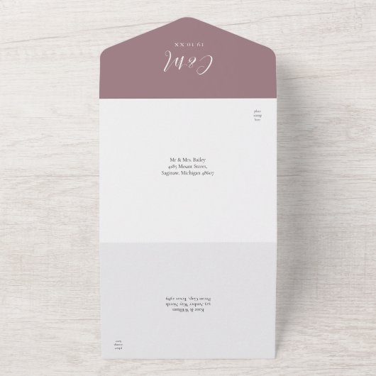 Modernes, elegantes Mauve Script-Foto Hochzeit All In One Einladung (Außenbereich)