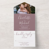 Modernes, elegantes Mauve Script-Foto Hochzeit All In One Einladung (Innen Boden)