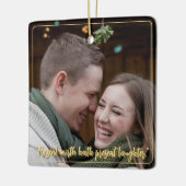 Modernes elegantes Minimal-Script-Zitat Mistletoe  Keramikornament (Links)