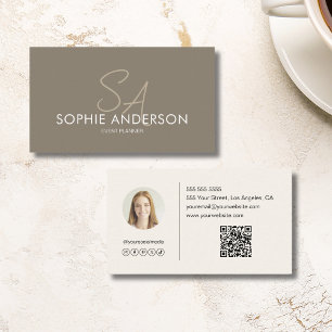 Modernes, elegantes Monogram Foto QR Taupe Visitenkarte