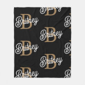 Modernes elegantes Monogramm Name Black Gold Scrip Fleecedecke (Vorderseite)