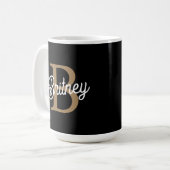 Modernes elegantes Monogramm Name Black Gold Scrip Kaffeetasse (Vorderseite Links)