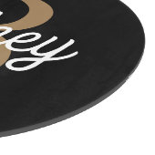 Modernes elegantes Monogramm Name Black Gold Scrip Schneidebrett (Ecke)