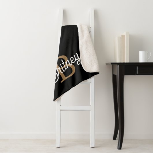 Modernes elegantes Monogramm Name Black Gold Scrip Sherpadecke (Beispiel)