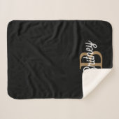 Modernes elegantes Monogramm Name Black Gold Scrip Sherpadecke (Vorderseite (Horizontal))