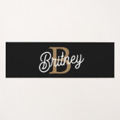 Modernes elegantes Monogramm Name Black Gold Scrip Yogamatte (Vorderseite (Horizontal))