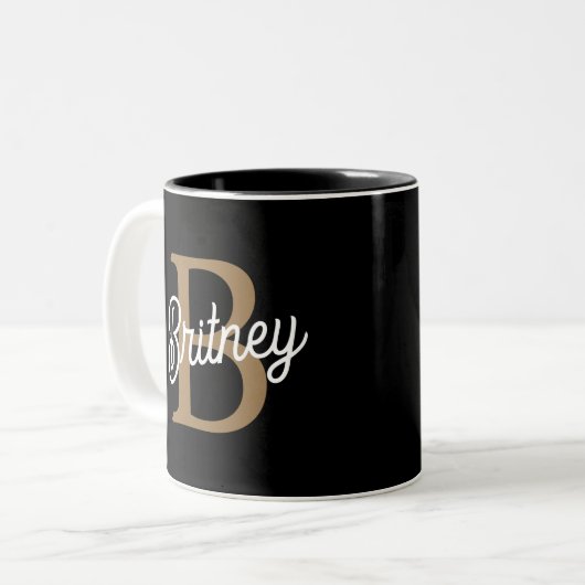 Modernes elegantes Monogramm Name Black Gold Scrip Zweifarbige Tasse (Vorderseite Links)