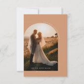 Modernes elegantes Rostbogen-Foto Danke Karte (Vorderseite)