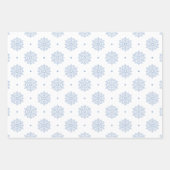 Modernes elegantes Schneeflockenmuster Winter Blau Geschenkpapier Set (Vorderseite)