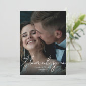 Modernes elegantes Schwarz-Weiß-Foto Dankeskarte (Stehend Vorderseite)