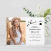 Modernes, elegantes Script 2 Sided Foto Grad Ankündigung (Stehend Vorderseite)