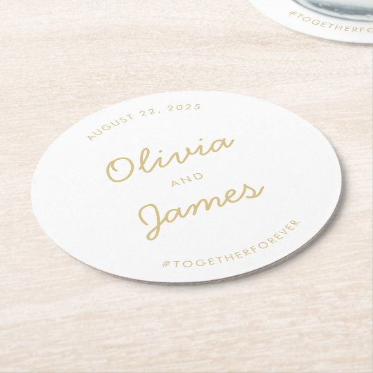 Modernes, elegantes Script Gold Wedding Custom Has Runder Pappuntersetzer (Angewinkelt)