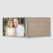 Modernes, elegantes Script Taupe Foto Hochzeit Gästebuch (Voll)