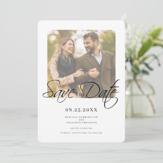 Modernes, elegantes Script-Wedding-Foto Save The Date (Stehend Vorderseite)