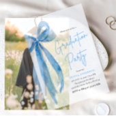 Modernes Elegantes Trendy Stylish Blue Bow Abschlu Pergament Einladungen