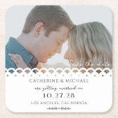 Modernes, elegantes White Lace Foto Save the Date Rechteckiger Pappuntersetzer (Vorderseite)