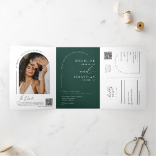Modernes Emerald Green Arch Foto QR Code Wedding Dreifach Gefaltete Einladung