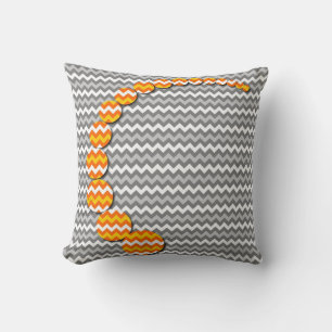 Modernes Erde Gelb Grau Chevron Zickzack-Muster Kissen