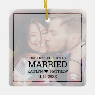 Modernes erstes Weihnachten Verheiratet verblasste Keramikornament