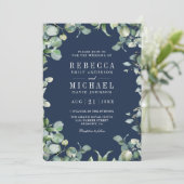 Modernes Eukalyptus-Foto QR Code Navy Blue Wedding Einladung (Stehend Vorderseite)