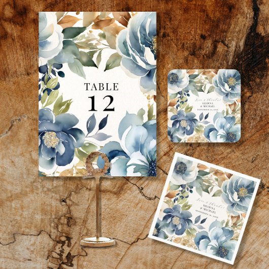 Modernes Fall Floral Navy Dusty Blue Wedding Menü Einladung