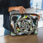 Modernes, farbenfrohes psychedelisches Spiral-Frak Laptopschutzhülle<br><div class="desc">Dieser Laptop-Ärmel ist mit einer abstrakten,  psychedelischen Spirale-Fraktal-Kunst in Schwarz und Weiß mit gelben,  orangefarbenen,  blauen und grünen Akzenten ausgestattet.</div>