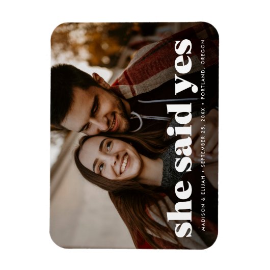 Modernes, feines weißes Typografie-Foto Save the D Magnet (Vertikal)