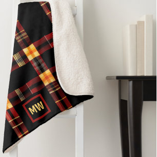 Modernes, fett kariertes, braunes, gelbes Monogram Sherpadecke