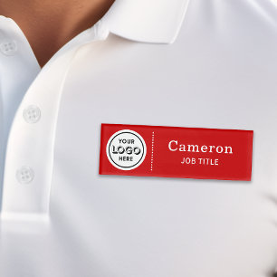 Modernes Firmenlogo rotes Mitarbeiterschild Namenschild