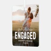 Modernes First Christmas Verlobt Keepake Foto Ornament Aus Metall (Vorderseite links)